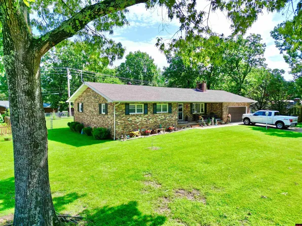 808 Arkansas Ave, Mountain Home, AR 72653