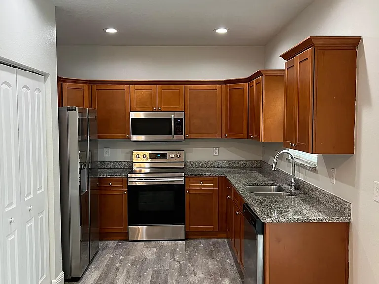 3721 E Powhatan Ave — Photo 2