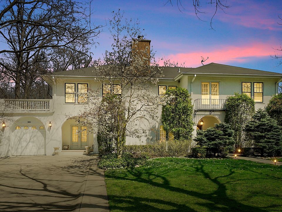1st image of 981 Judson Ave