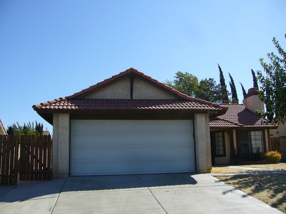 1st image of 37018 Calle Bonita