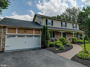 14305 Robcaste Rd, Phoenix, MD 21131