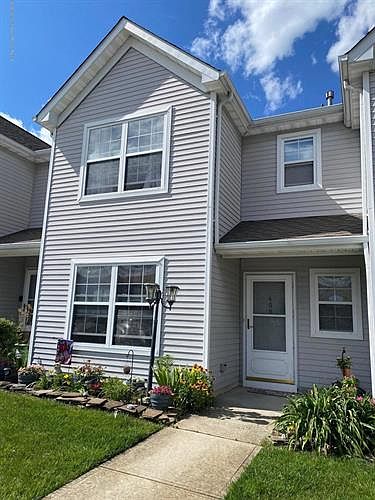 1st image of 408 Prosperity Ct