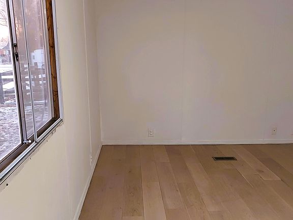 3rd image of 4109 Arden Ave #Trailer