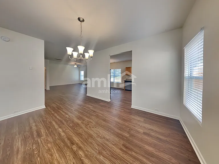 3872 Rosebud Park Dr — Photo 6