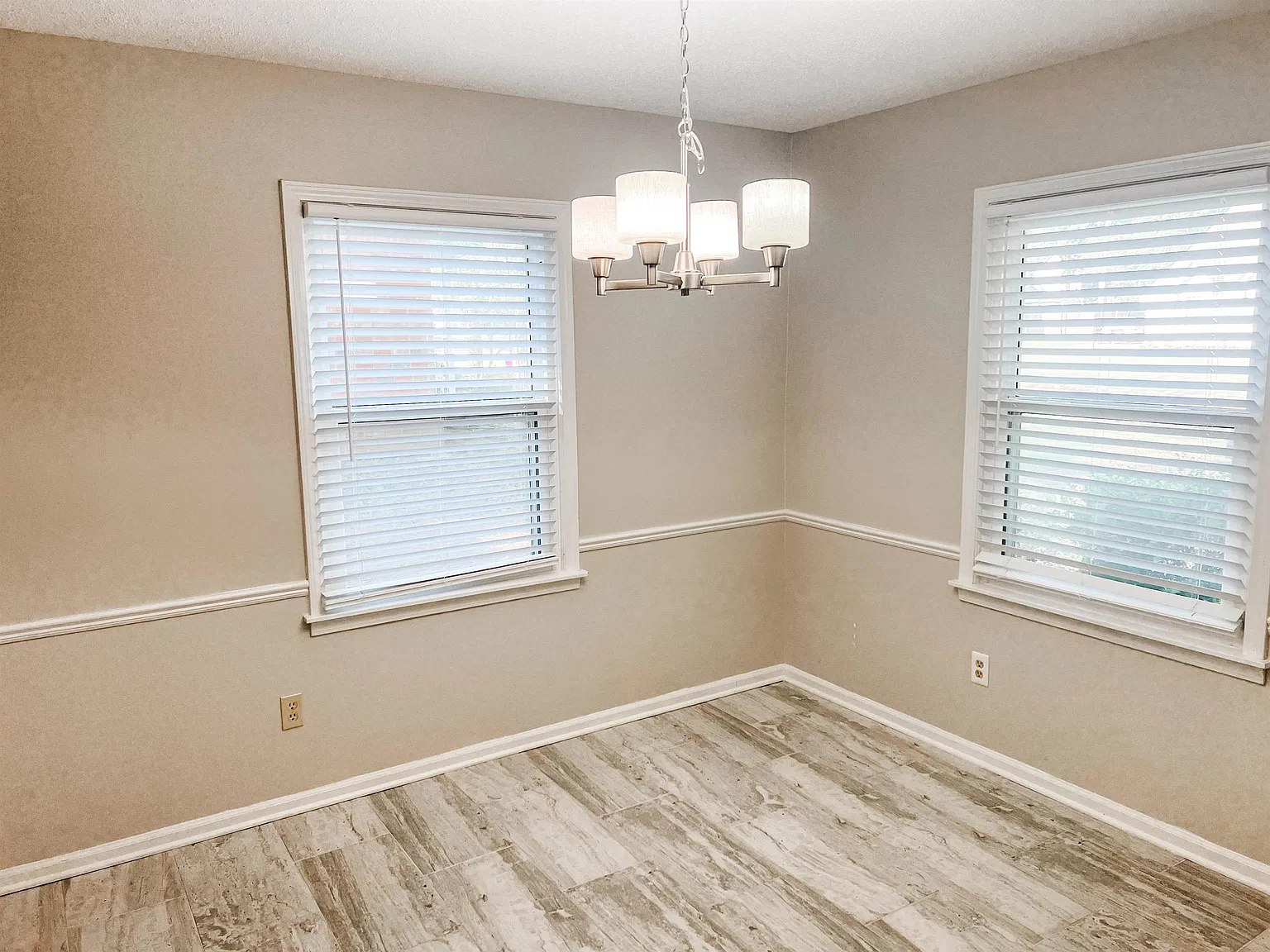 5 bed, 3.0 bath, 2543 sqft, $3,100 — Photo 4