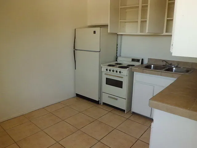 2616 E. Monte Cristo Ave — Photo 4