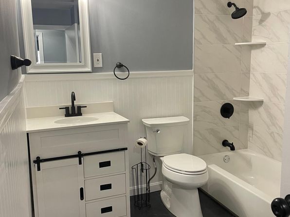 33 Andrew St APT 16