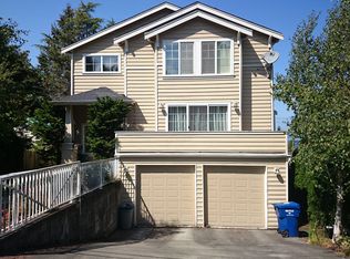 9279 44th Ave SW, Seattle, WA 98136