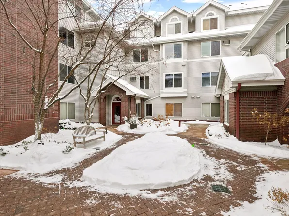 7420 Edinborough Way APT 6106, Edina, MN 55435