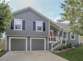 31401 W 172nd Ter, Gardner, KS 66030