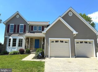 6934 Confederate Ridge Ln, Centreville, VA 20121