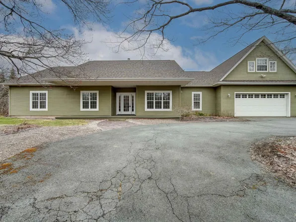 103 Sussex Dr, Halifax, NS B3Z 4J2