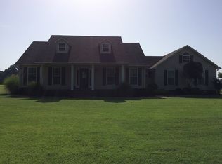 24 Creekwood Rd, Humboldt, TN 38343