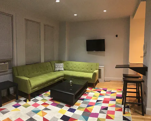 Rented by Immac Realty | media 32