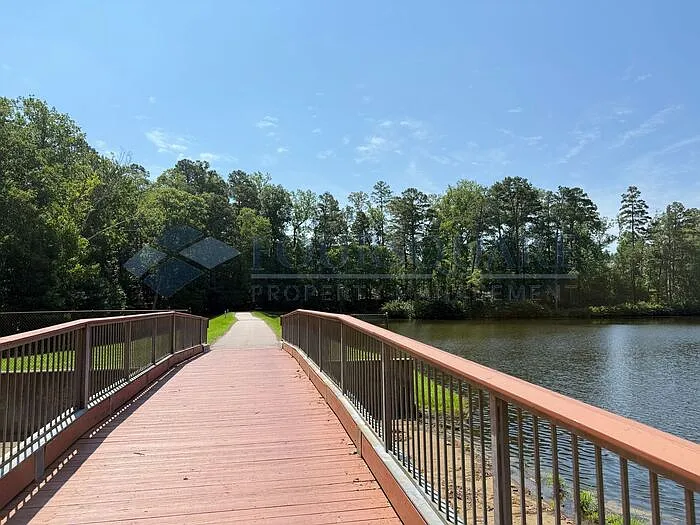 2204 Timberview Dr — Photo 47