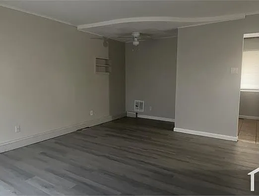 840 Lebon Dr — Photo 2