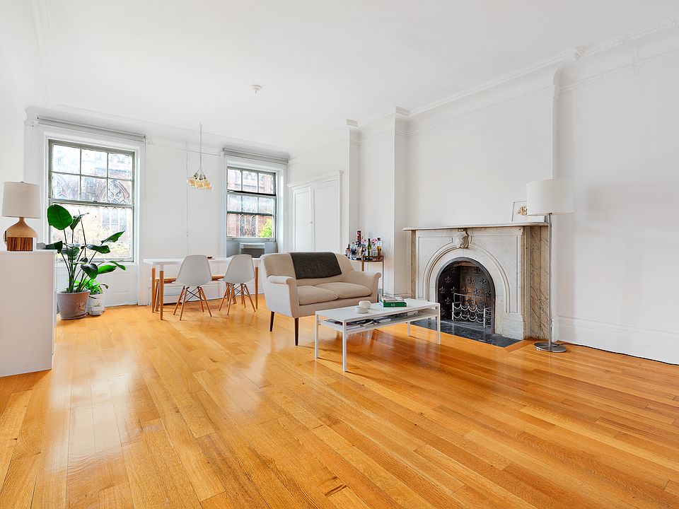 1st image of 156 Montague St APT 3