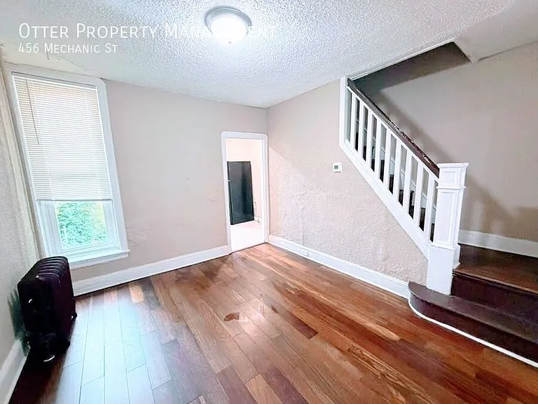 456 Mechanic St — Photo 18