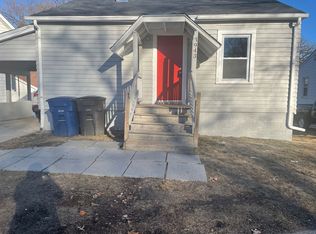 3943 Lower Beaver Rd, Des Moines, IA 50310