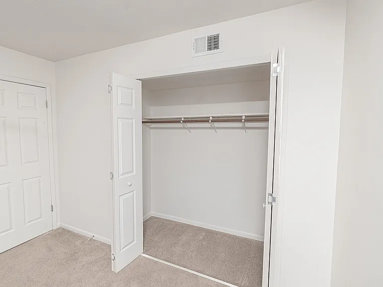 Main Bedroom Closet