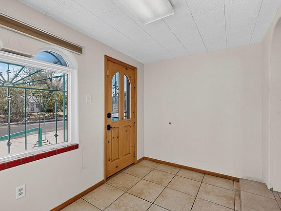 2nd image of 3612 Campus Blvd NE