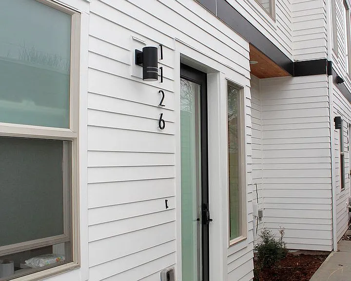 1126 SE Tenino St — Photo 4