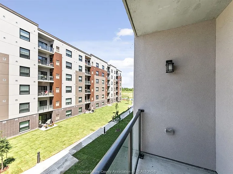 728 Brownstone Dr #407 — Photo 13