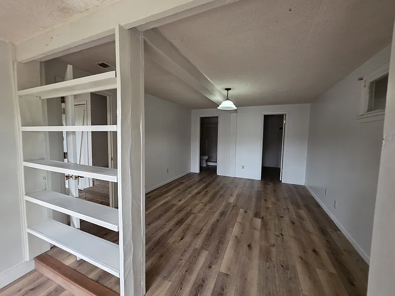 111 Ballew Ln — Photo 8