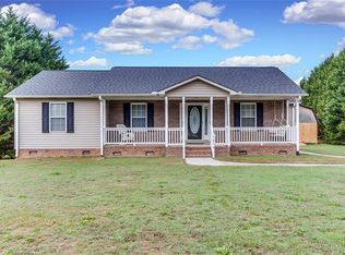 1013 Welcome Rd, Williamston, SC 29697