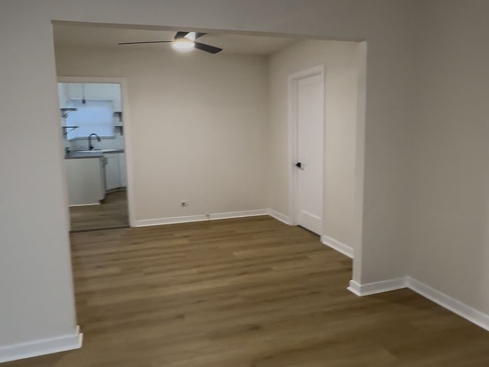2nd image of 414 Stanfield Ave