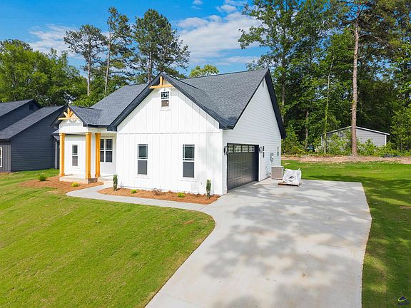 3rd image of 120 Merrie Valley Dr