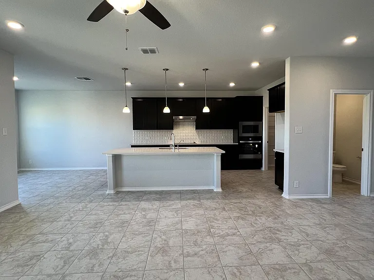 14611 Flatiron Clf — Photo 4