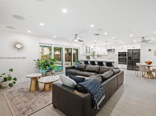 Rose Manor, Fort Lauderdale, FL 33312