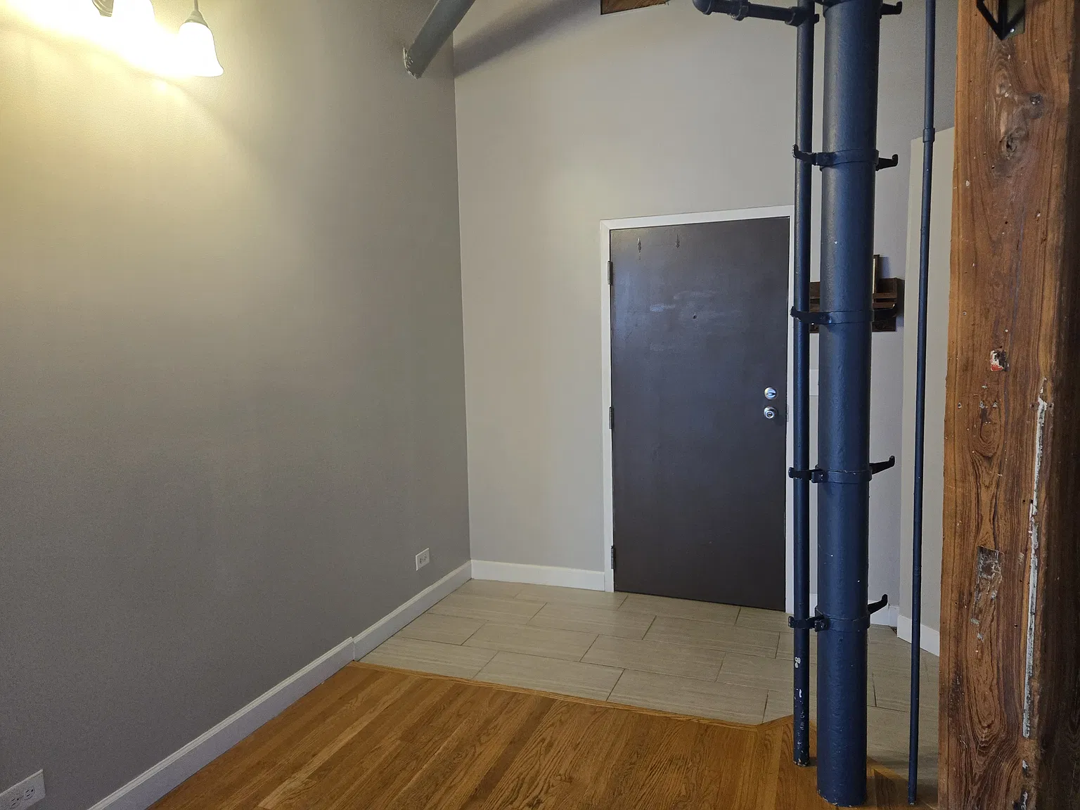 1 bed, 1012 sqft, $2,495 — Photo 2