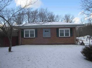 71 Van Vlack Rd, Hopewell Junction, NY 12533