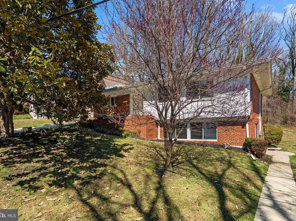 1749 Verbena St NW, Washington, DC 20012