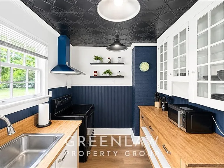 1177 Morley Ave SE — Photo 10