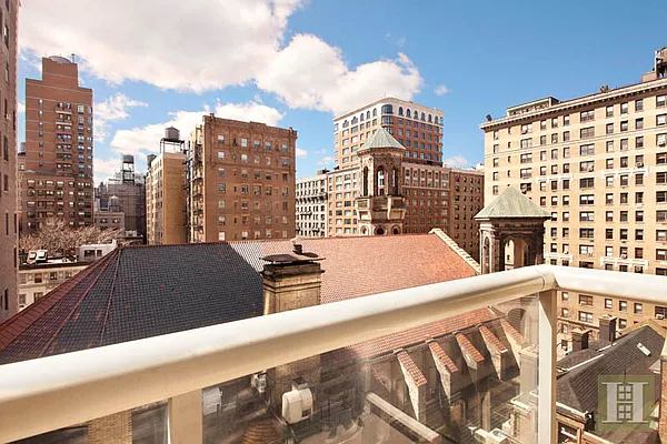 Sold by Halstead Real Estate | media 2