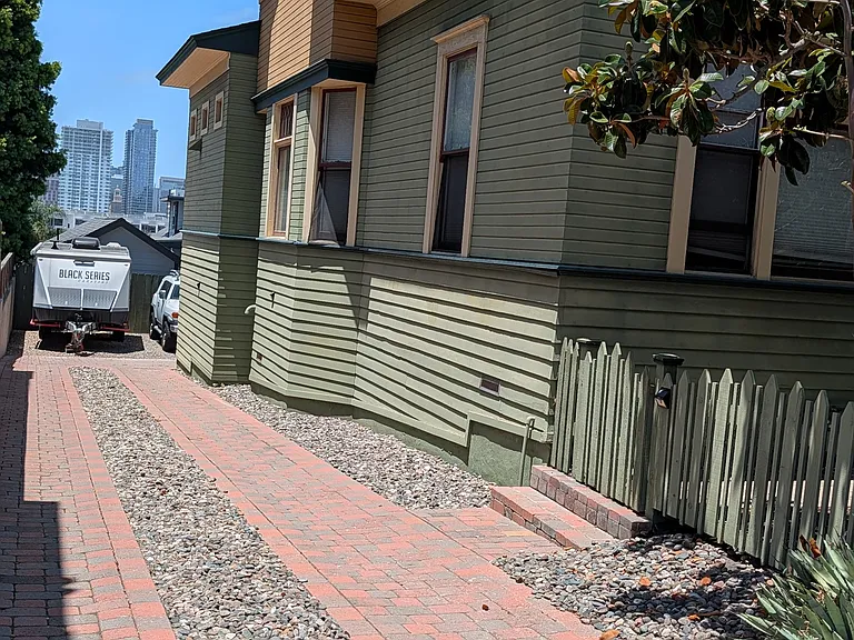 932 22nd St — Photo 29