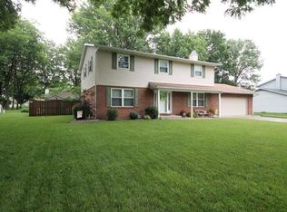718 Knipp Ave, Mascoutah, IL