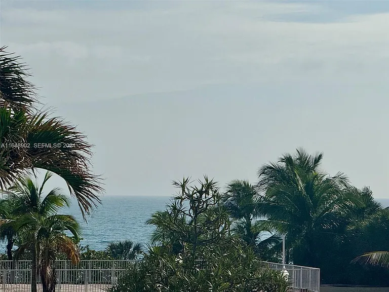 9801 Collins Ave #5U — Photo 40