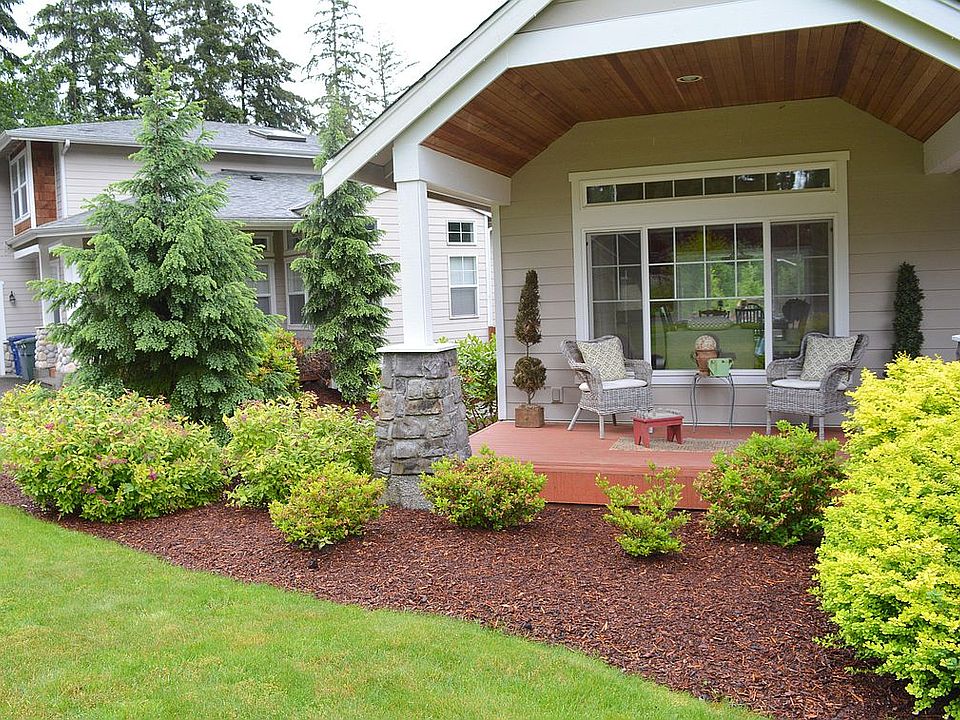 Fully Landscaped Yard
