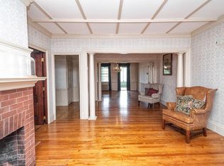 16 Atkinson Depot Rd, Plaistow, NH 03865