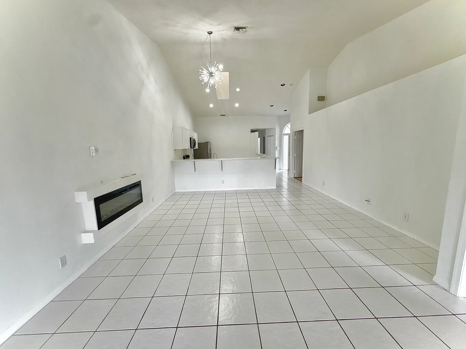 3 bed, 1530 sqft, $4,100 — Photo 2