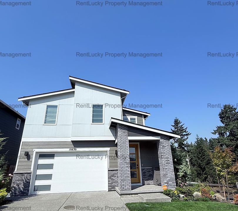 1st image of 10630 SE 272nd Pl