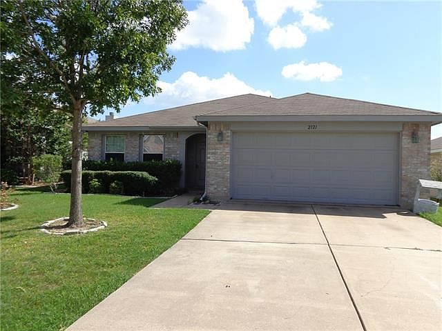 1st image of 2121 Cedar Park Dr