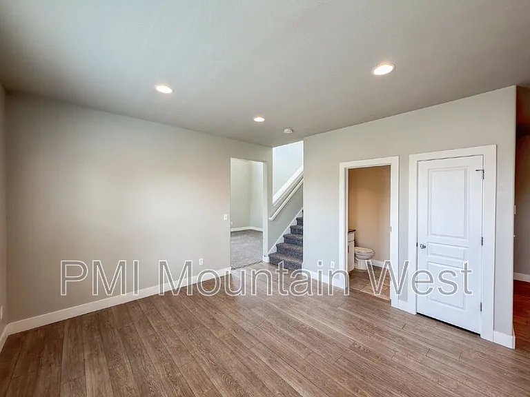 1424 S Mountain View Ct — Photo 8