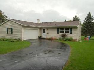 1318 Rae Ln, Madison, WI 53711