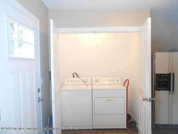 4th image of 1813 Bradley Ave