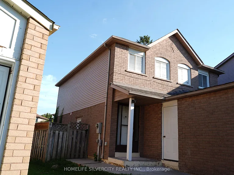 16 Norwood Pl — Photo 2